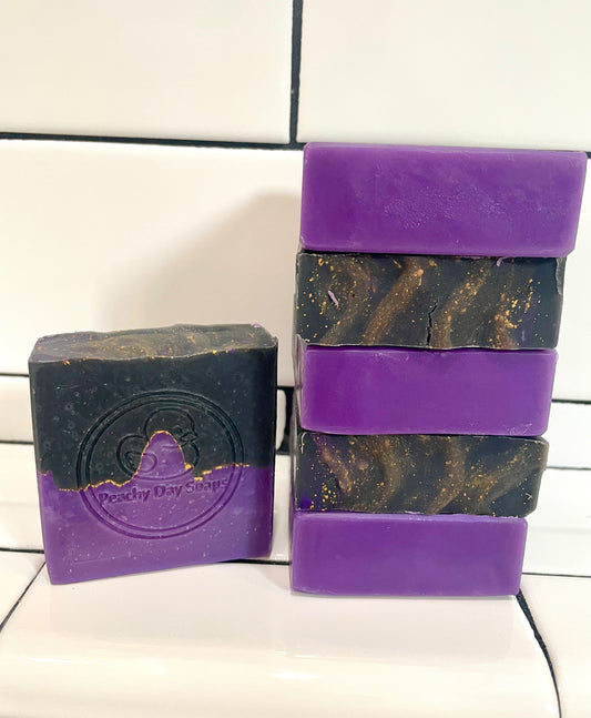 🕯 Witch’s Veil Cold Process Soap – 5oz